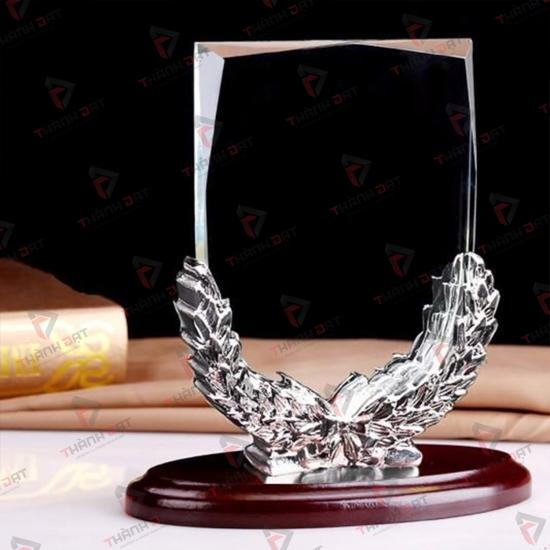 Biểu trưng pha lê