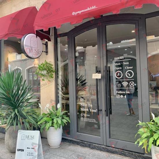 Biển hút nổi mica